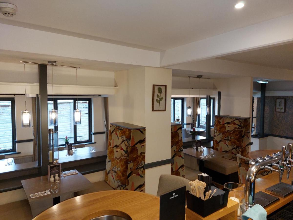 The County Lodge 康福斯 外观 照片
