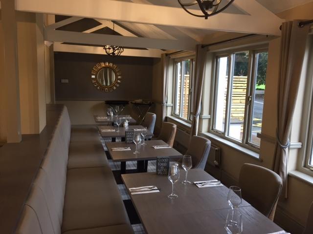 The County Lodge 康福斯 外观 照片